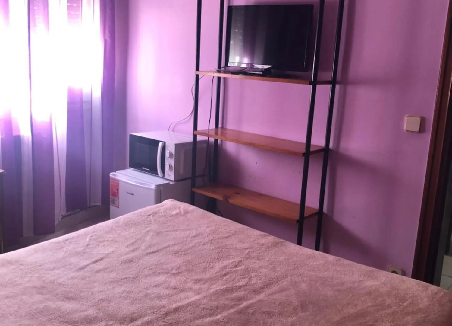 Habitacion Ie Σίτζες Πανσιόν